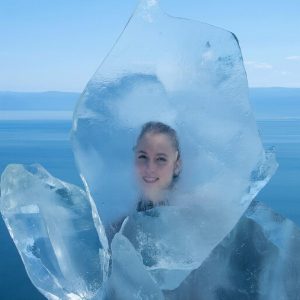 Хрустальный пульс бездны: наш путь через потаенные тропы и честные отзывы об экскурсиях по Байкалу